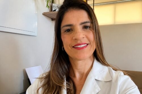 Priscila Barreto, fisioterapeuta pélvica, fala sobre as causas da dor na relação sexual e a importância da avaliação da saúde íntima feminina.