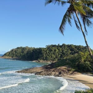 Vista panorâmica de Itacaré, no litoral sul da Bahia, cenário que recebe o Festival Sabores de Itacaré entre os dias 10 e 26 de julho.
