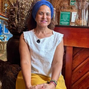 Tereza Paim no restaurante Casa de Tereza, que completa 14 anos com lançamentos ligados à arte