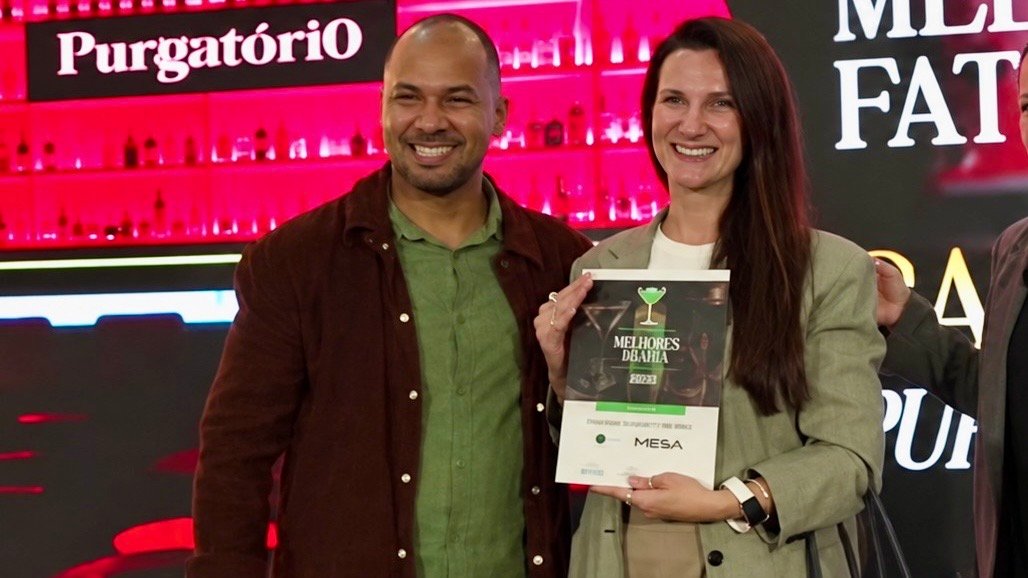 Peu Magalhães e Iryna Podusovska recebem prêmios do Purgatório Bar e do Casa Iryna no Melhores da Taça 2026